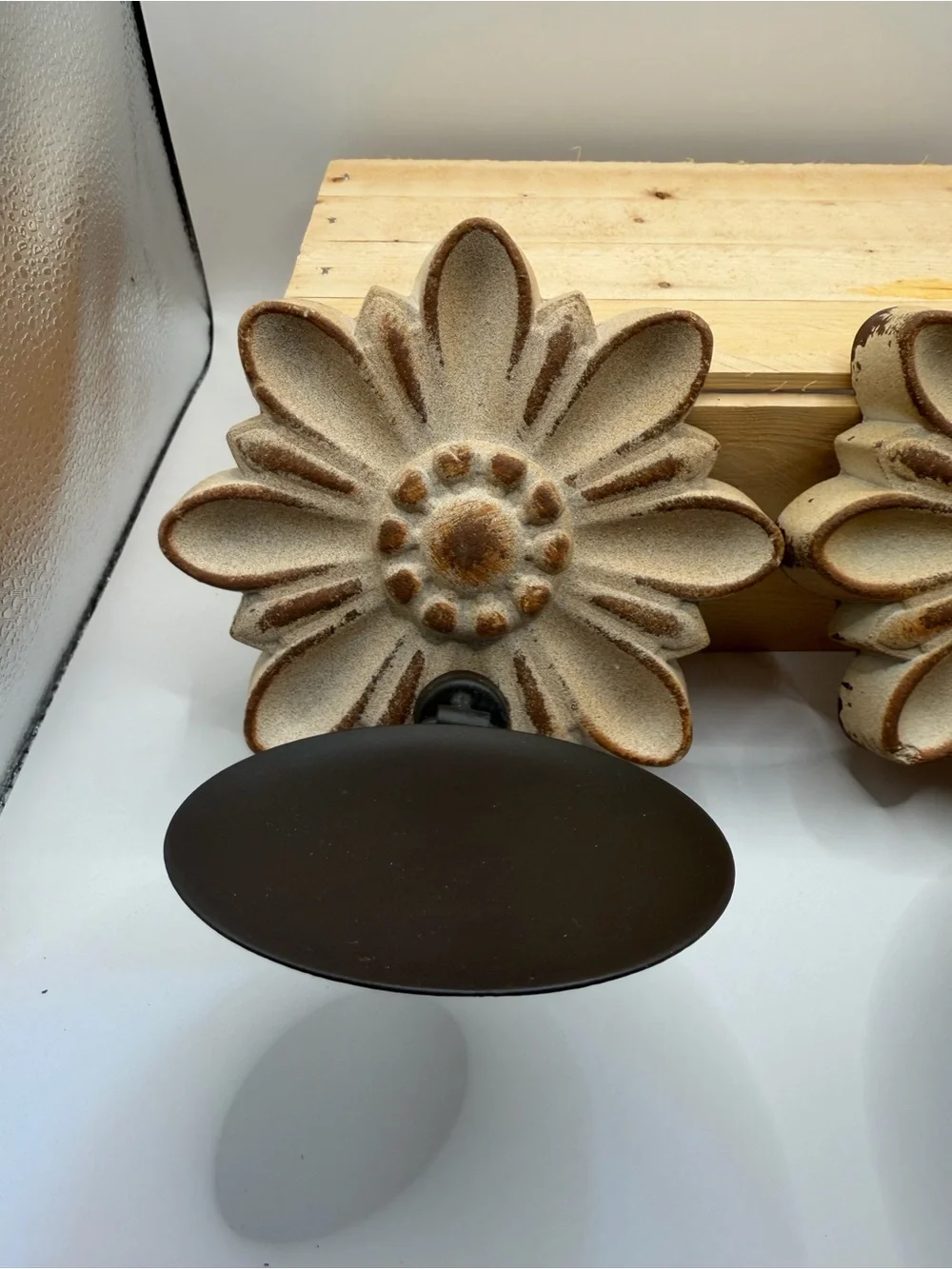 Set of 2 Rustic Daisy Wall Candle Sconces Farmhouse Floral Decor